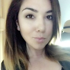 Meet your Posher, Kara